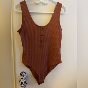 H&M - Ribbed Bodysuit (L - 12/14)